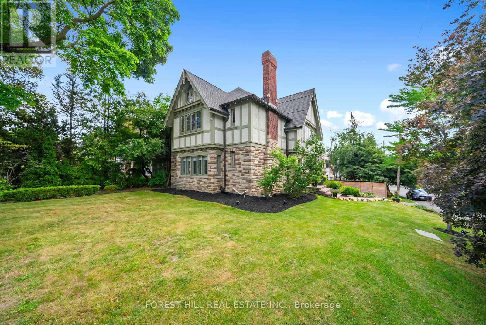 39 AVA ROAD