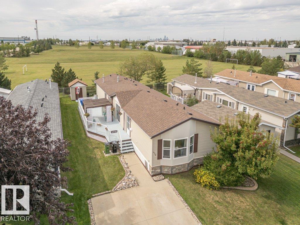 416 Oak Wood CR NW