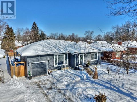 160 NORWAY AVENUE Welland (Prince Charles) ON L3C4A5