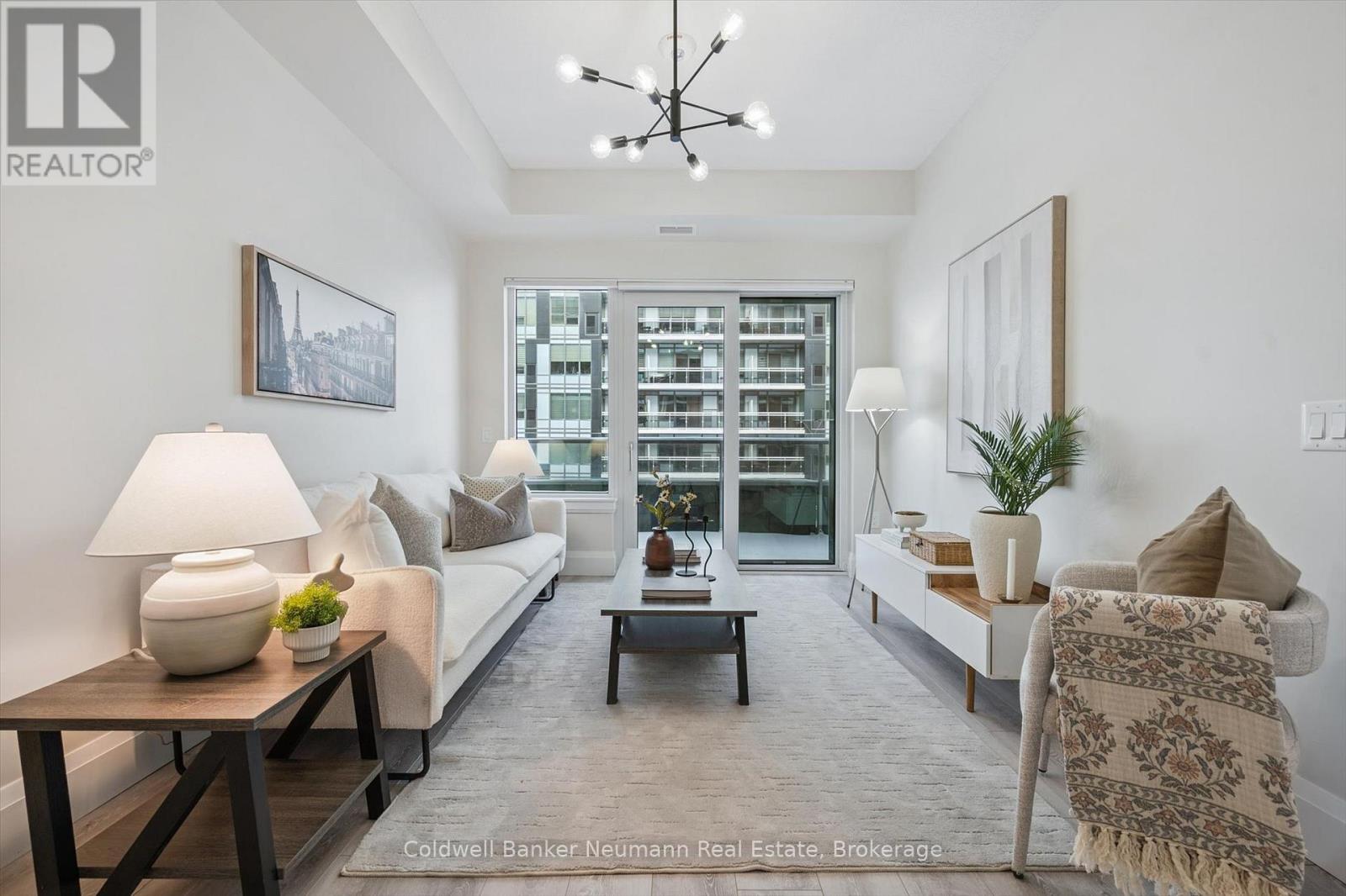 514 - 73 ARTHUR STREET S