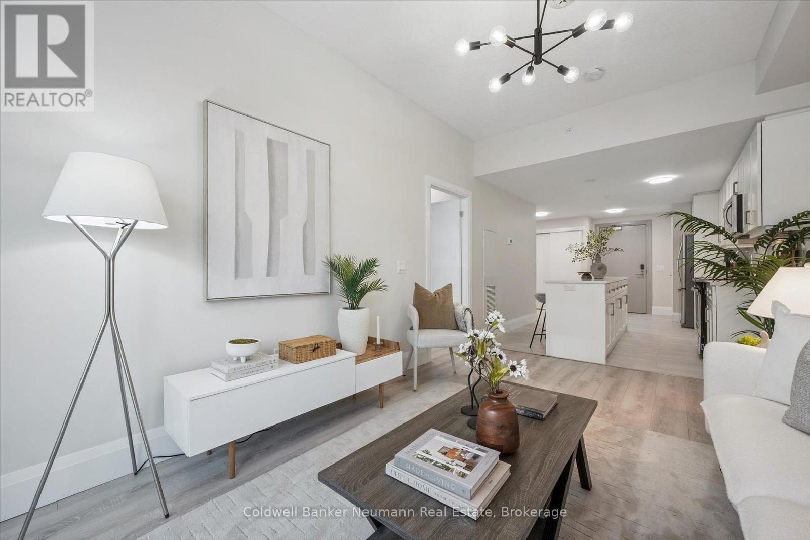 514 - 73 ARTHUR STREET S