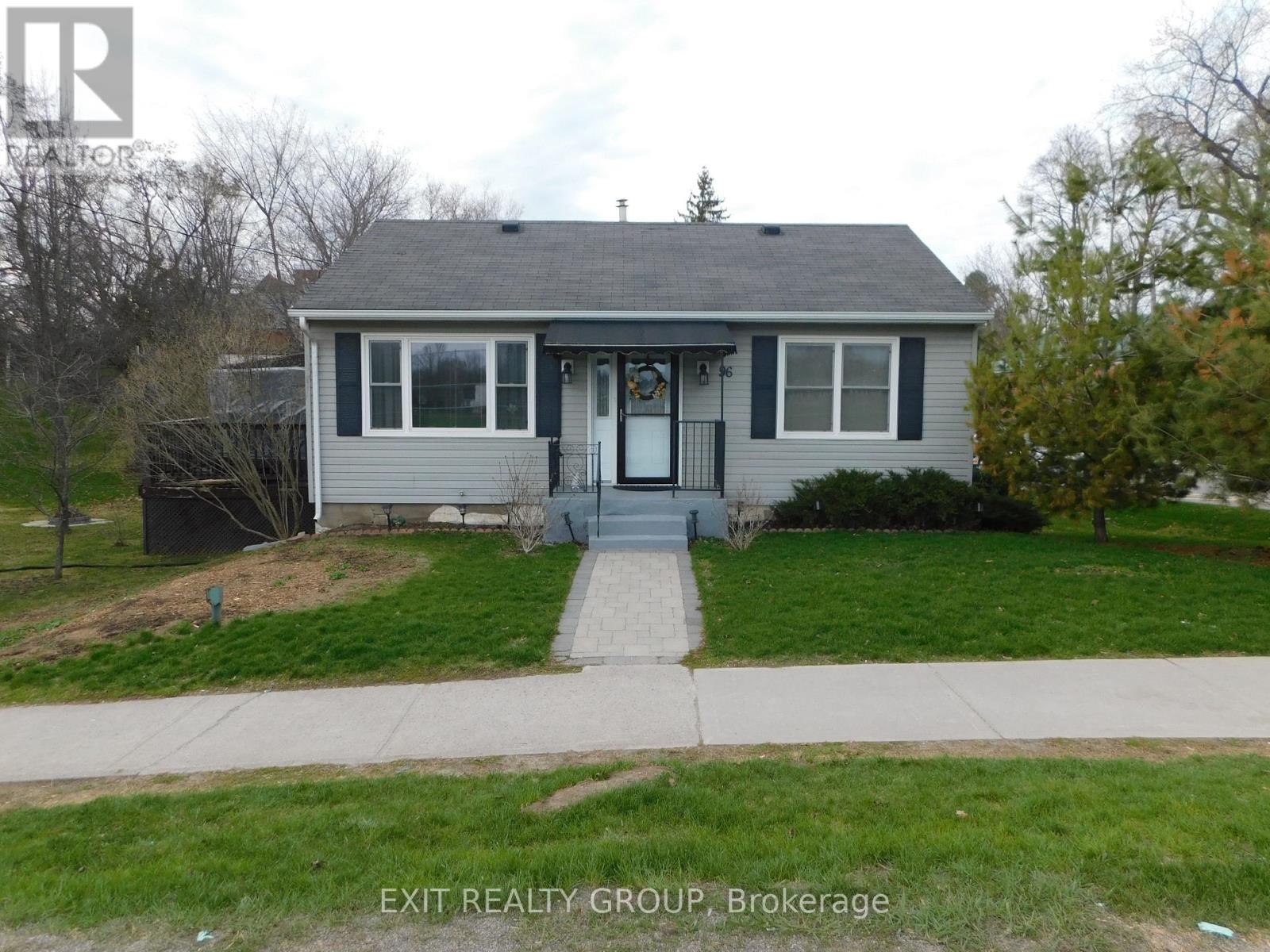 Photo 1 of 37 — 96 ELGIN STREET, Centre Hastings, ON K0K2K0