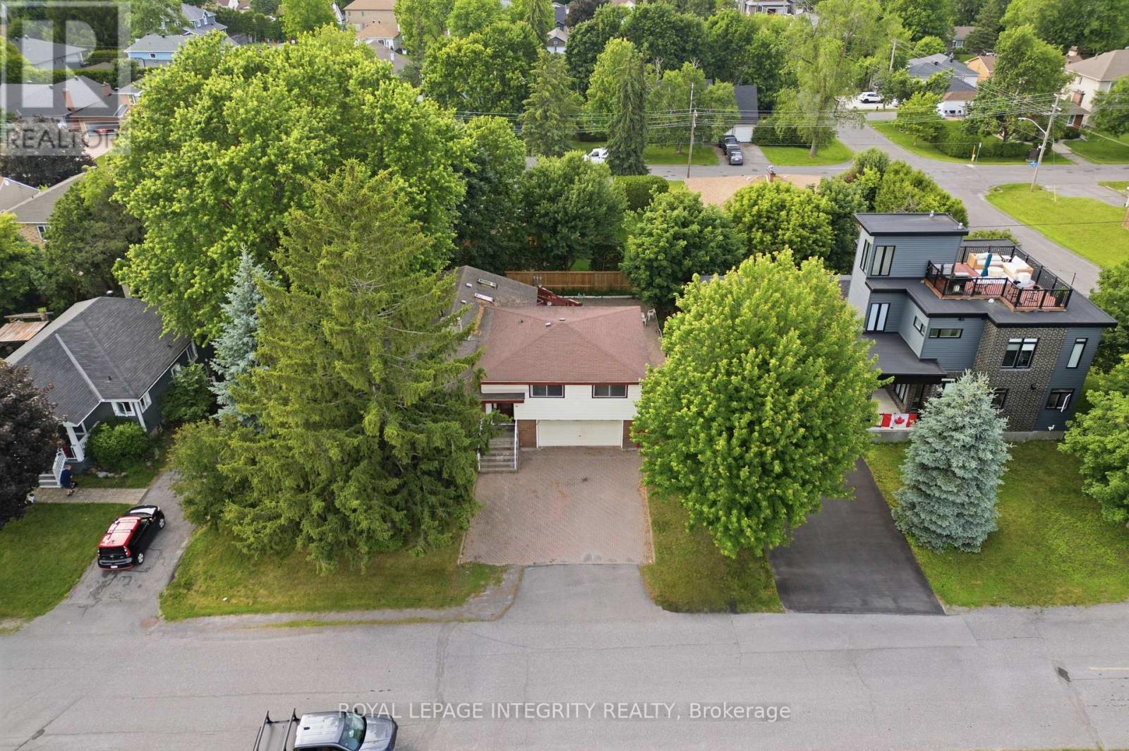 45 ROSSLAND AVENUE