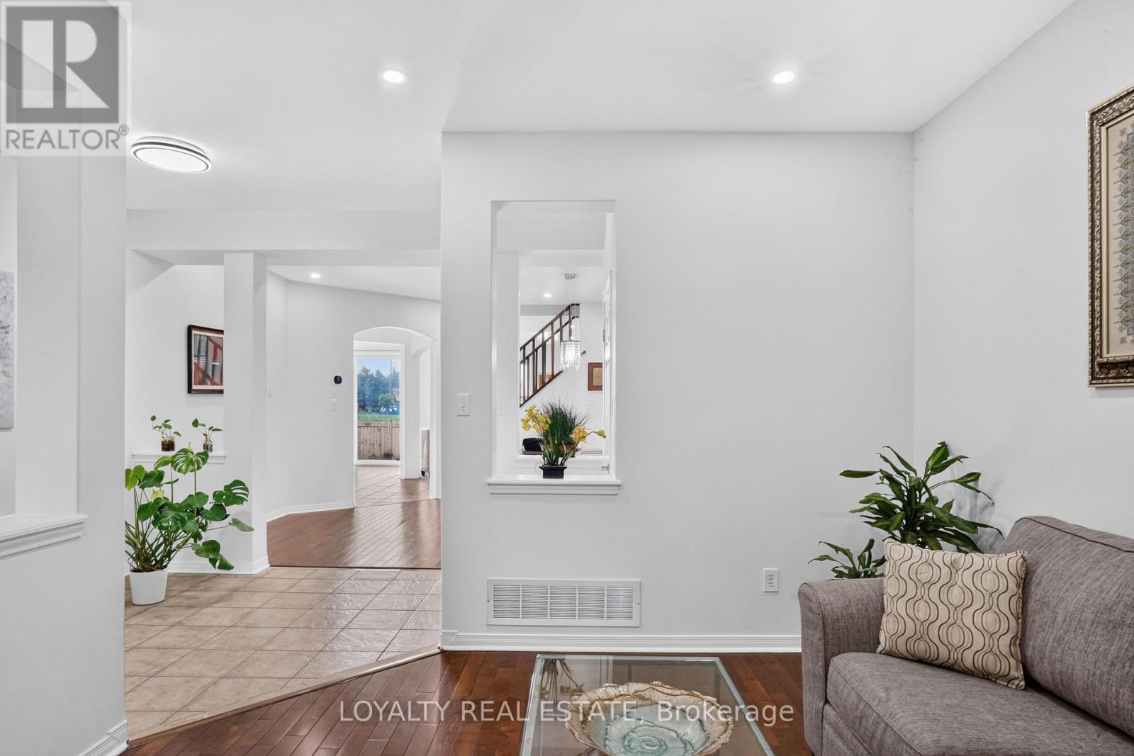 5 SOUTHAM STREET