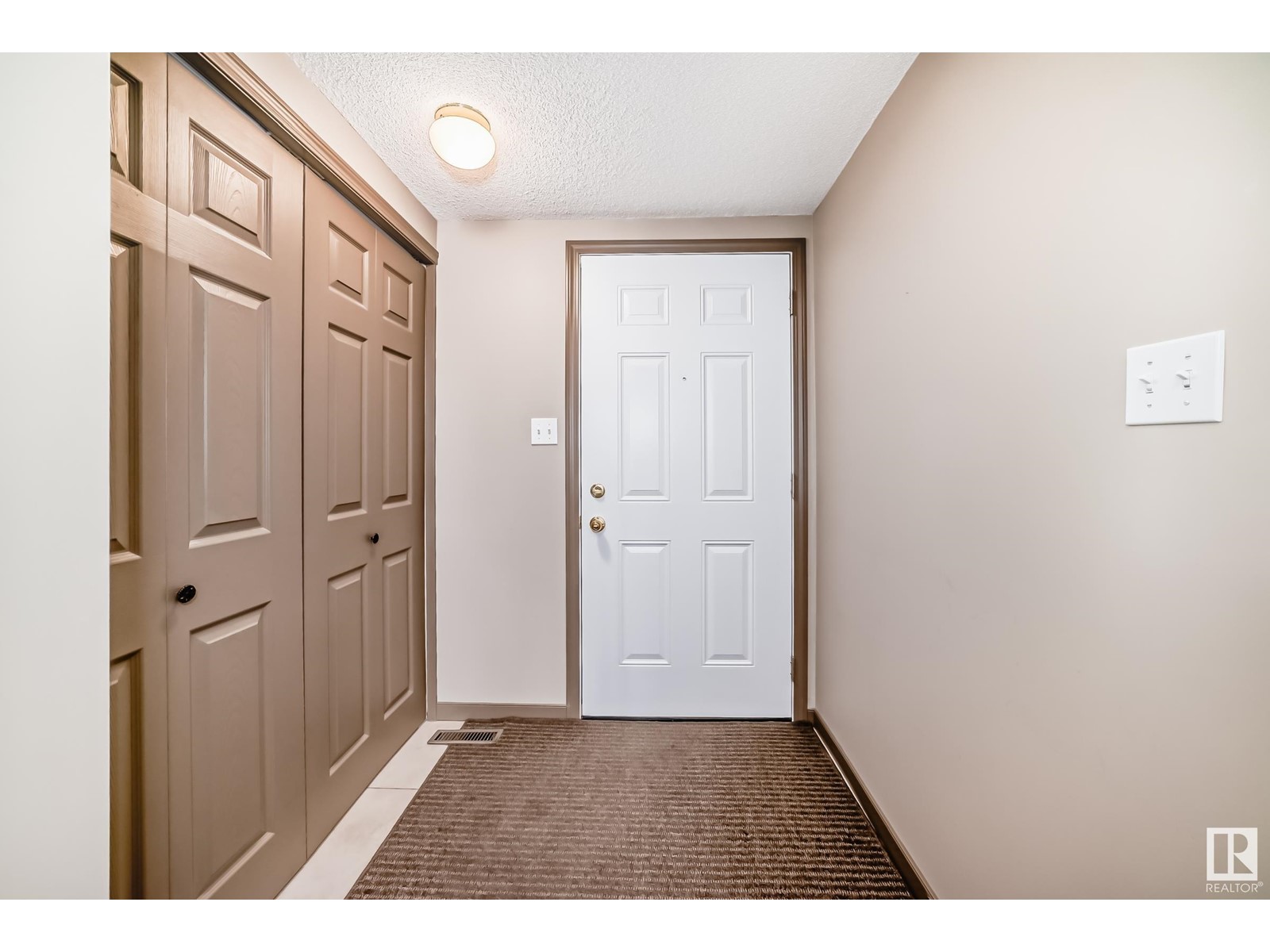 #75 603 YOUVILLE E NW