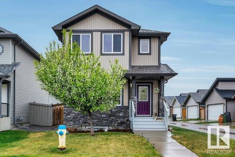 6655 CARDINAL RD SW Edmonton AB T6W1Y8