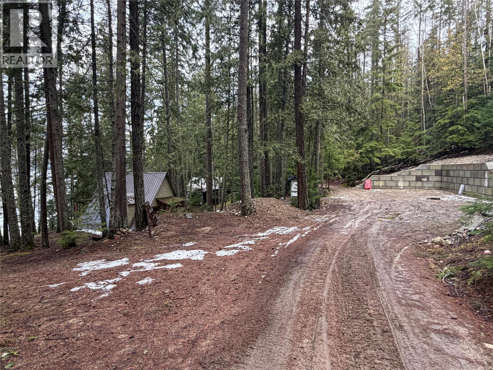 8700 Mabel Lake Road