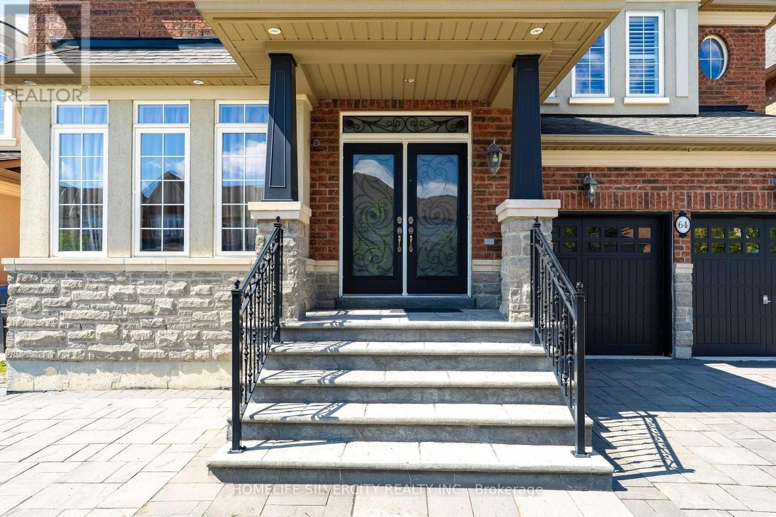 64 SCOTCHMERE CRESCENT
