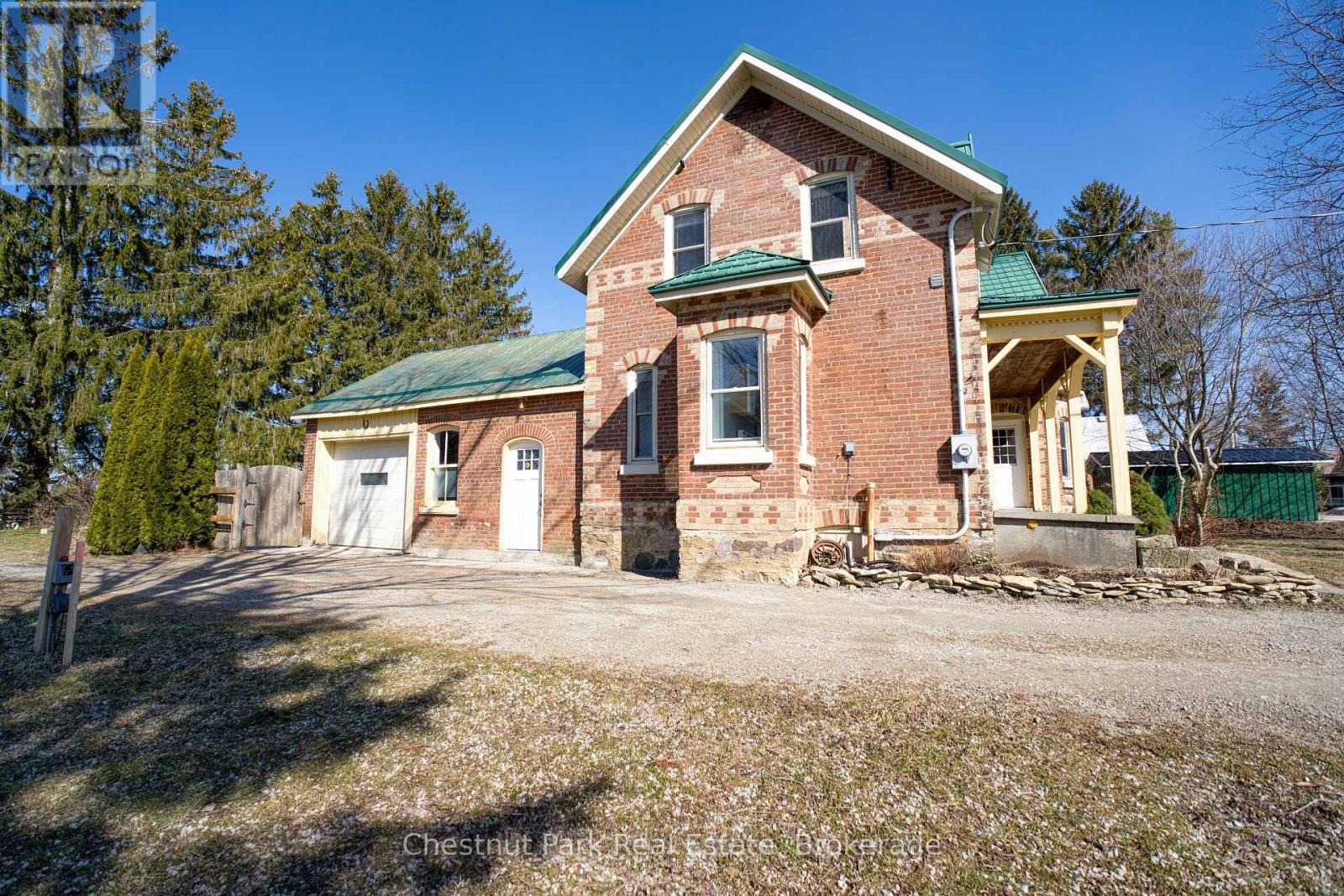 319928 KEMBLE ROCK ROAD