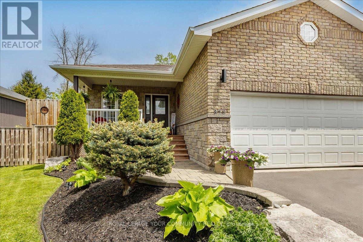 825 ELMWOOD ROAD