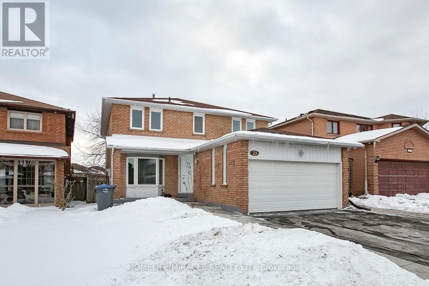 25 OAKLEA BOULEVARD