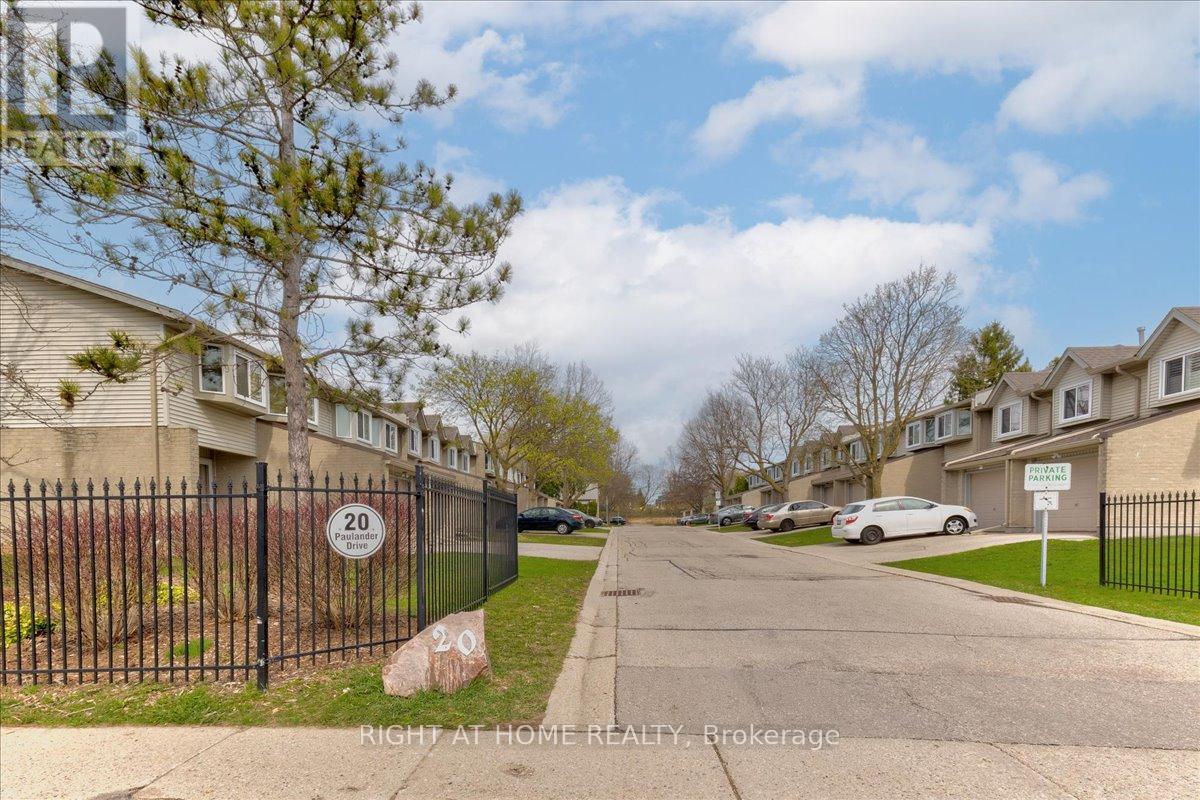 43 - 20 PAULANDER DRIVE