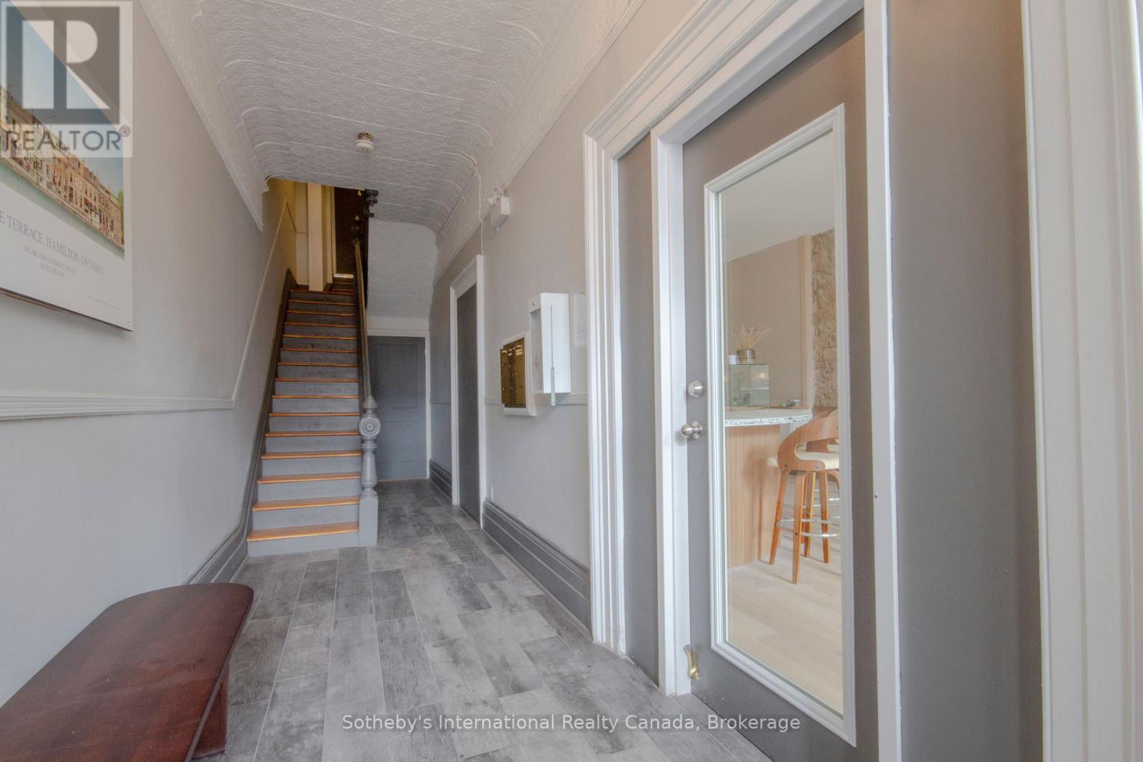 148 JAMES STREET S
