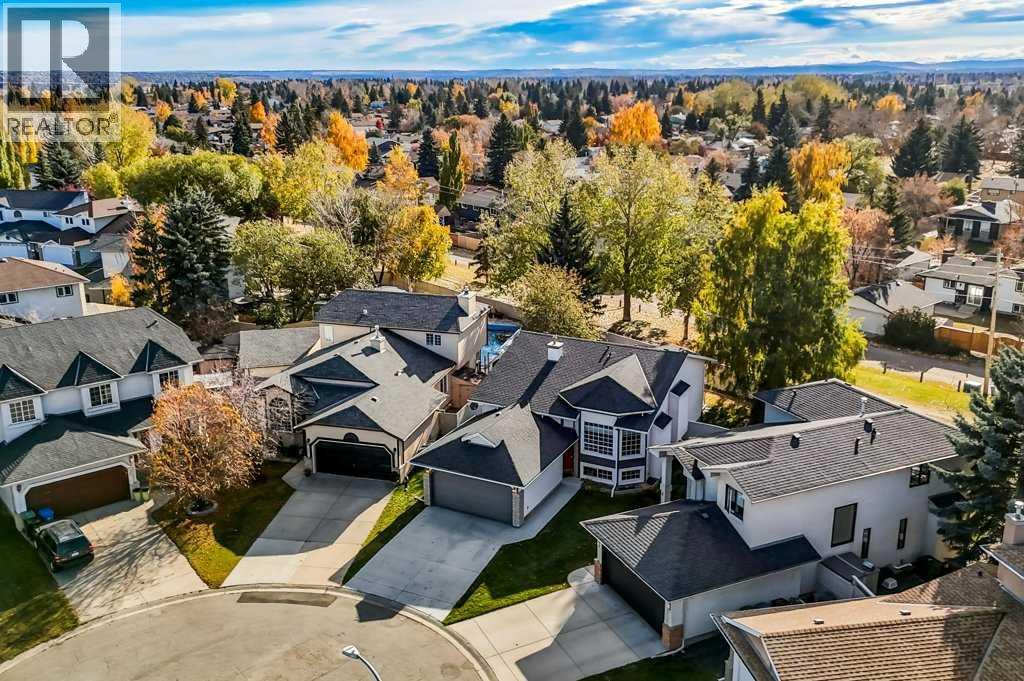 222 Diamond Court SE