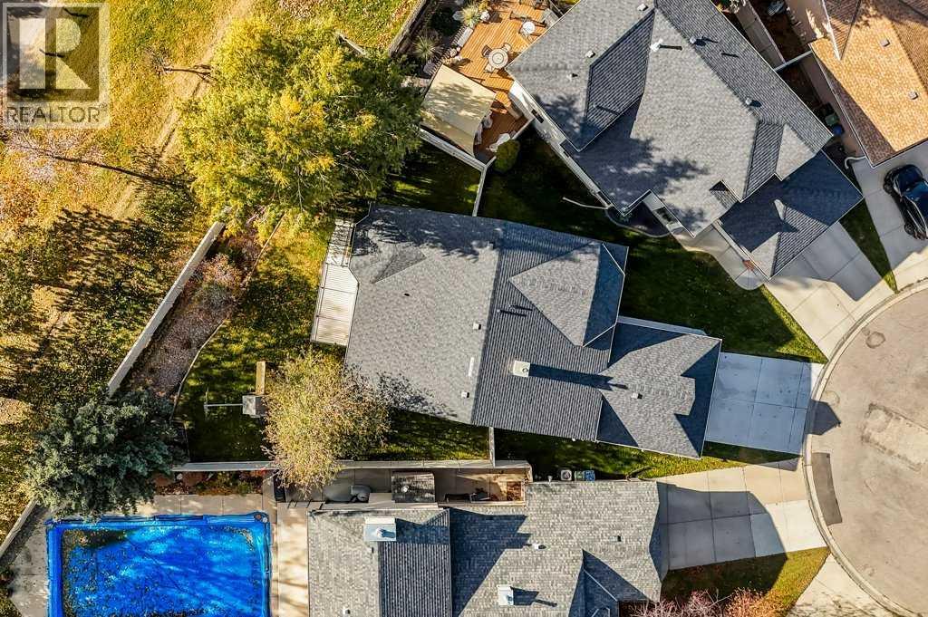 222 Diamond Court SE