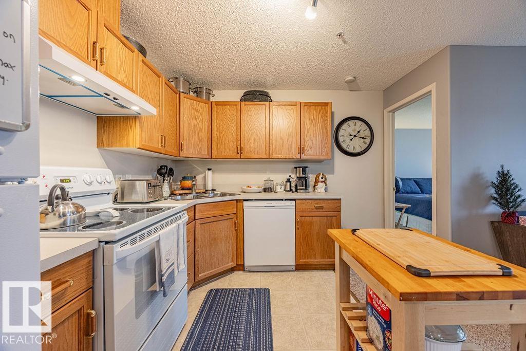#314 16303 95 ST NW