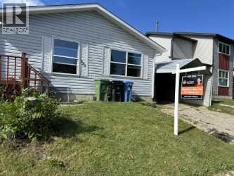 123 Castleglen Road NE