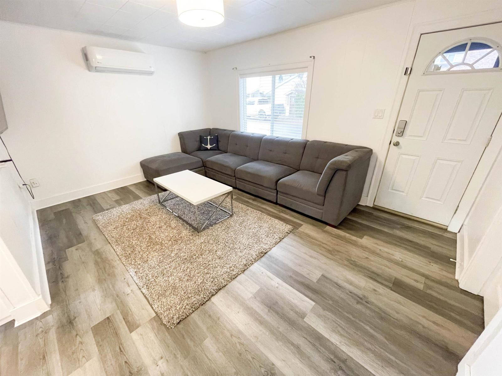 298 HEMLOCK STREET|Cultus Lake North