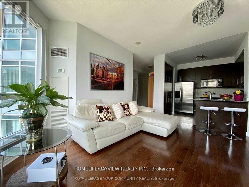 1910 - 18 HOLMES AVENUE