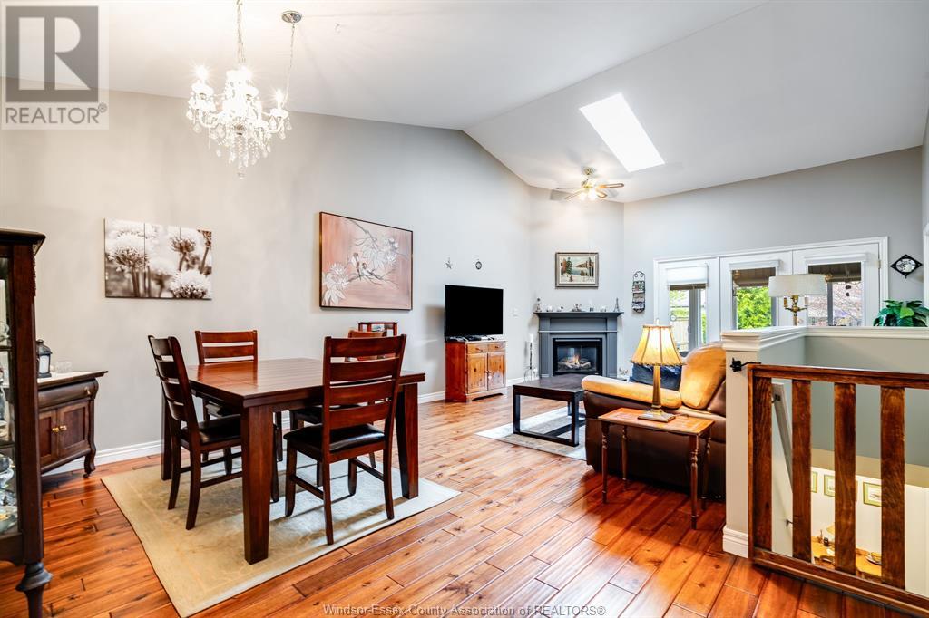 12 LEONARD DRIVE