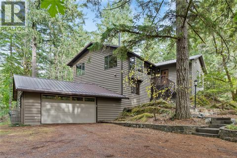 100 Viaduct Ave W Saanich BC V9E1J3