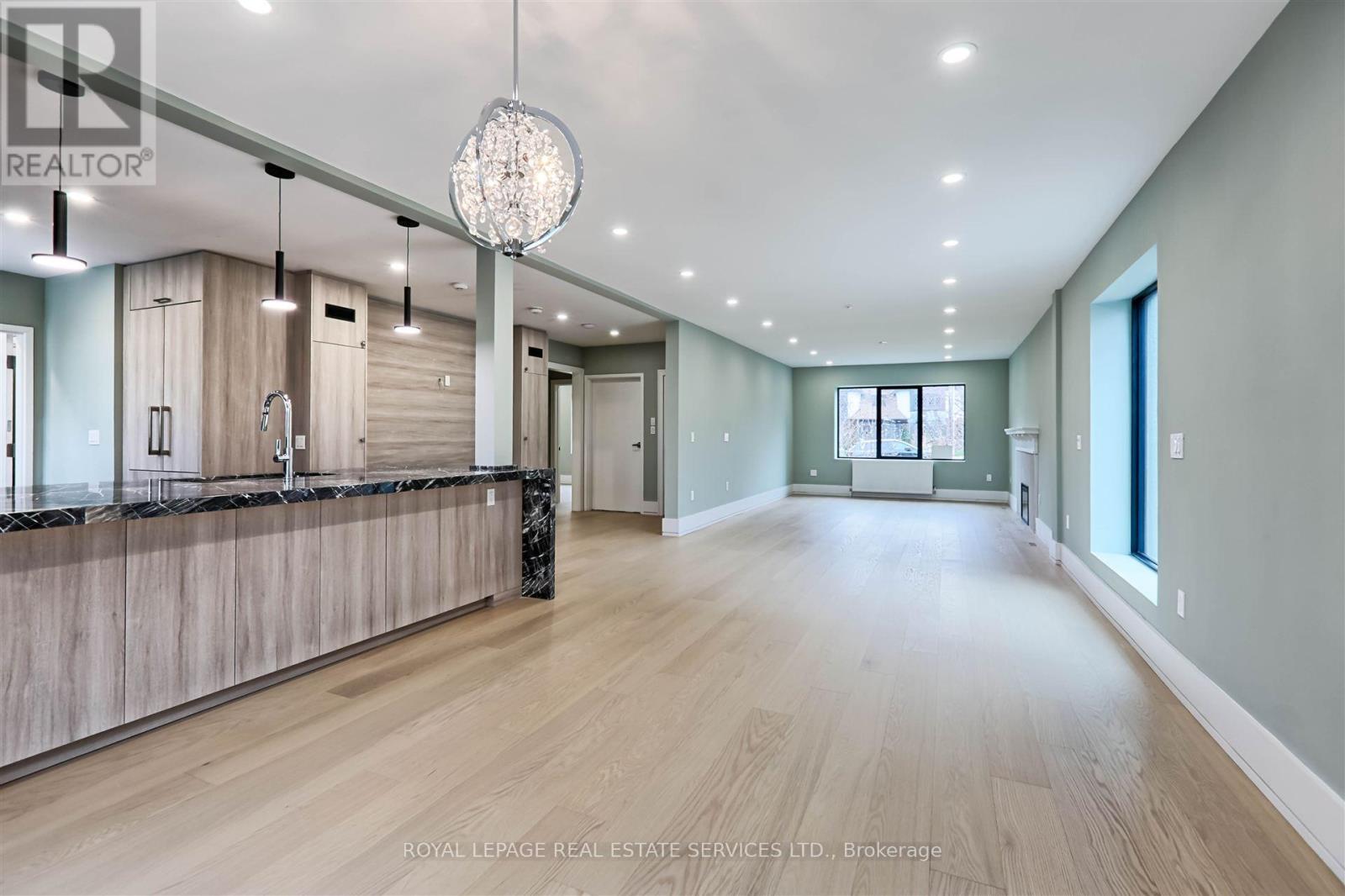 324 RIVERSIDE DRIVE