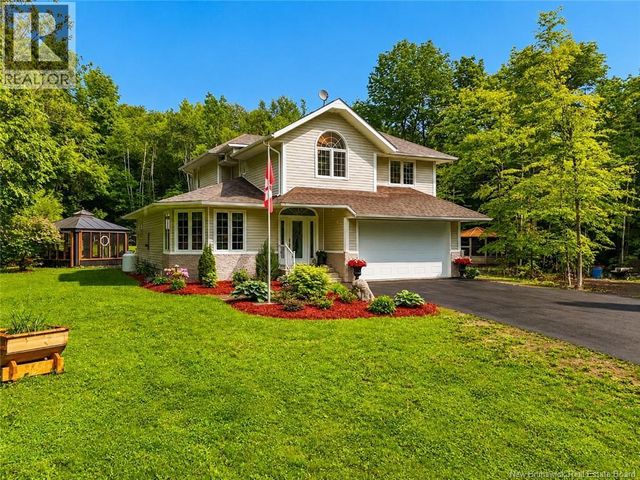 45 Mountain View Crescent