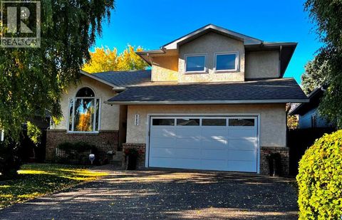 112 Edgewood Boulevard W Lethbridge AB T1K5Z7