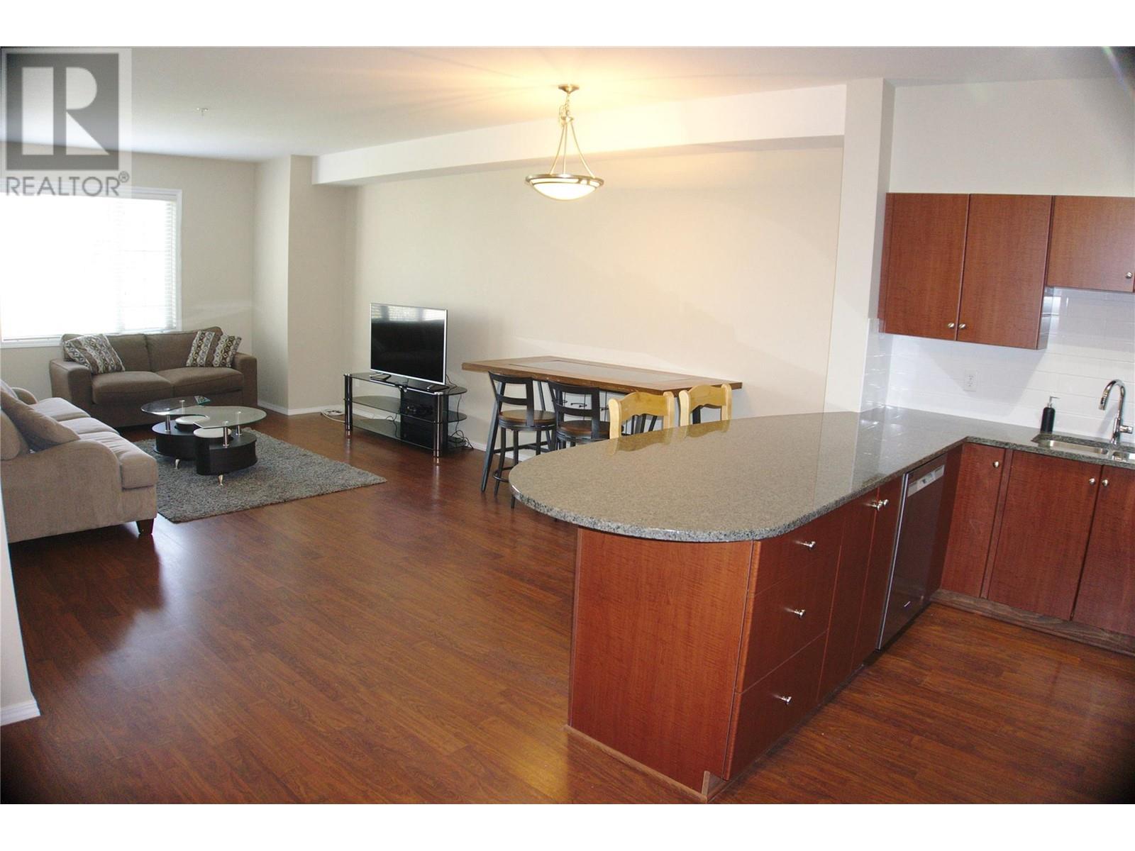 1875 Country Club Drive Unit# 1316