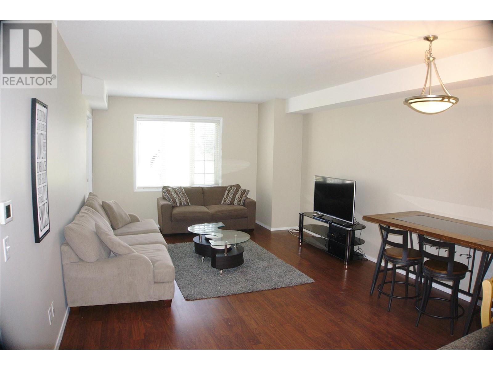 1875 Country Club Drive Unit# 1316