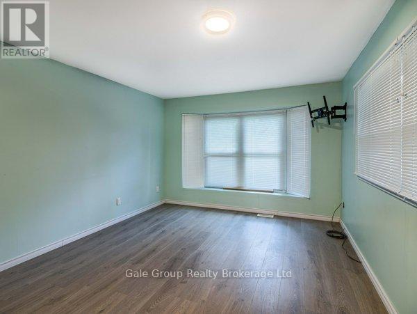 806201 OXFORD RD 29 ROAD N