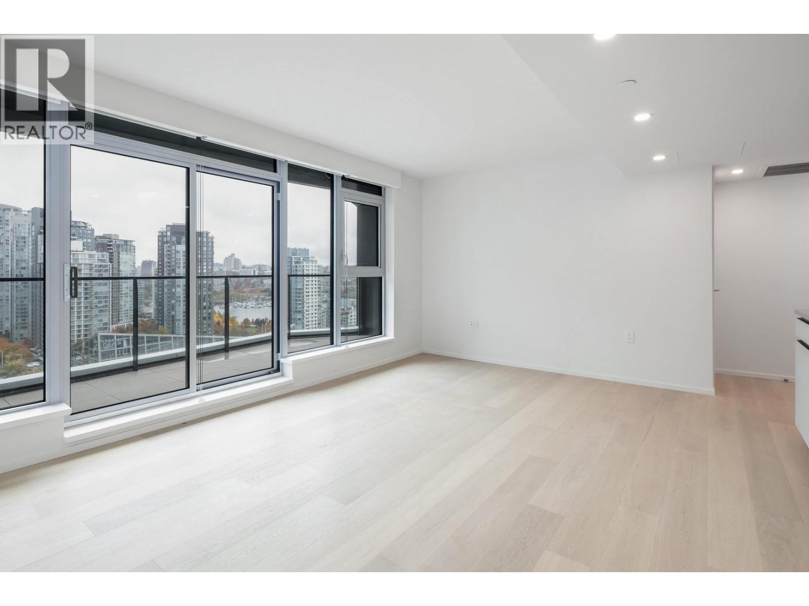 801 889 PACIFIC STREET