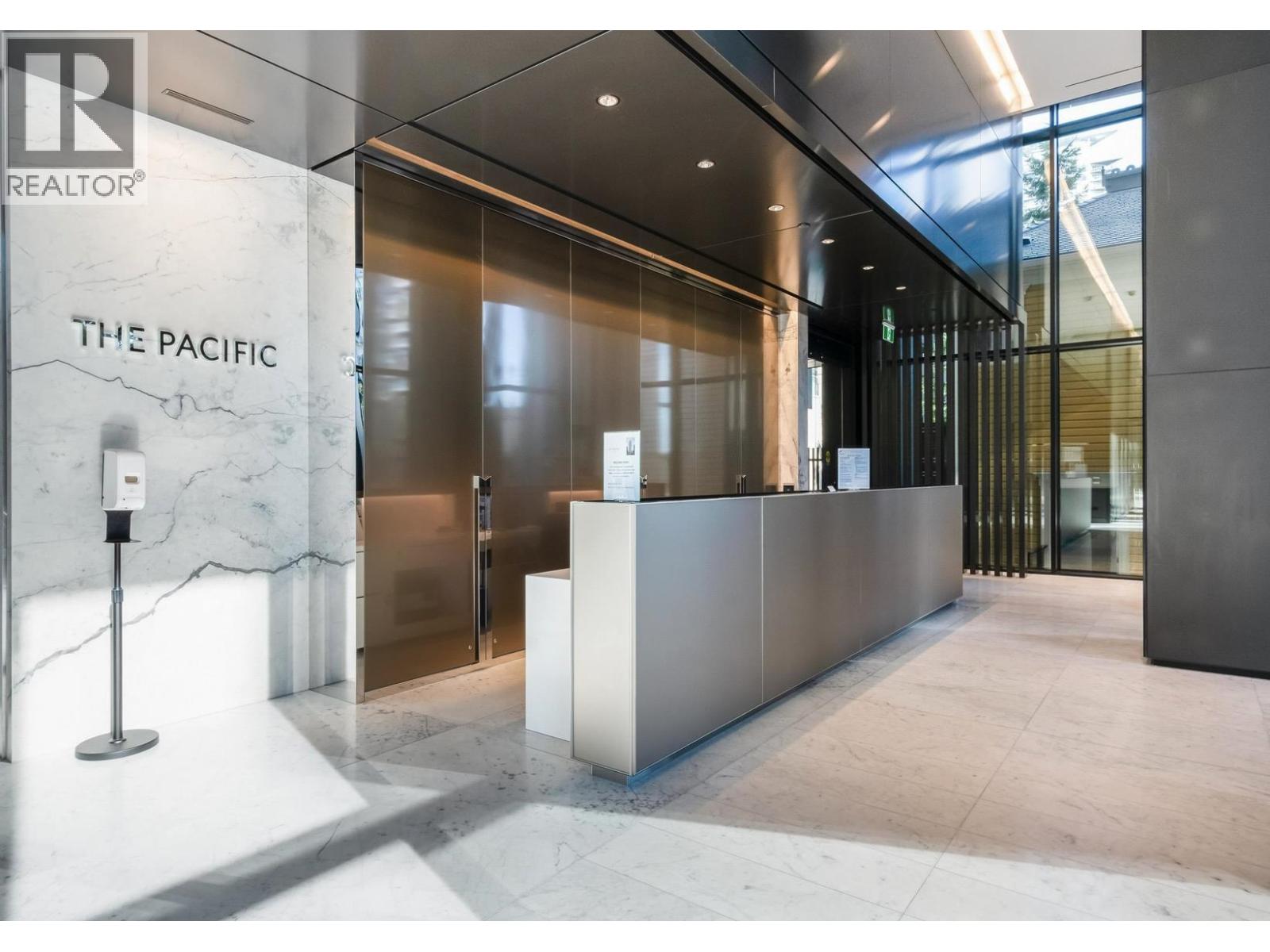 801 889 PACIFIC STREET