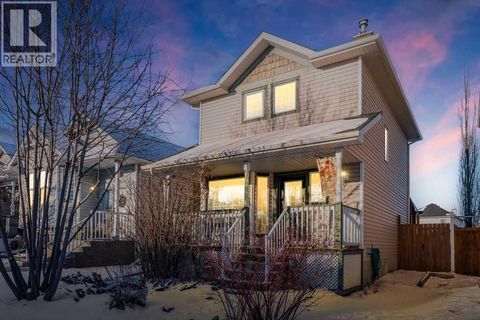 154 Bridleridge Circle SW Calgary AB T2Y4C7