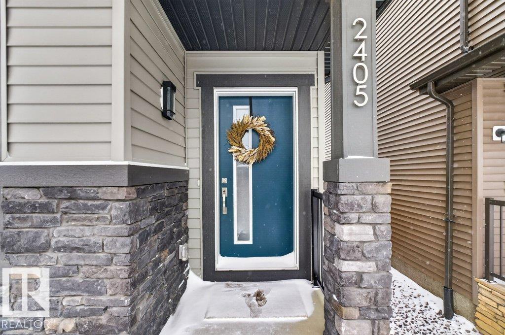 2405 TRUMPETER WY NW