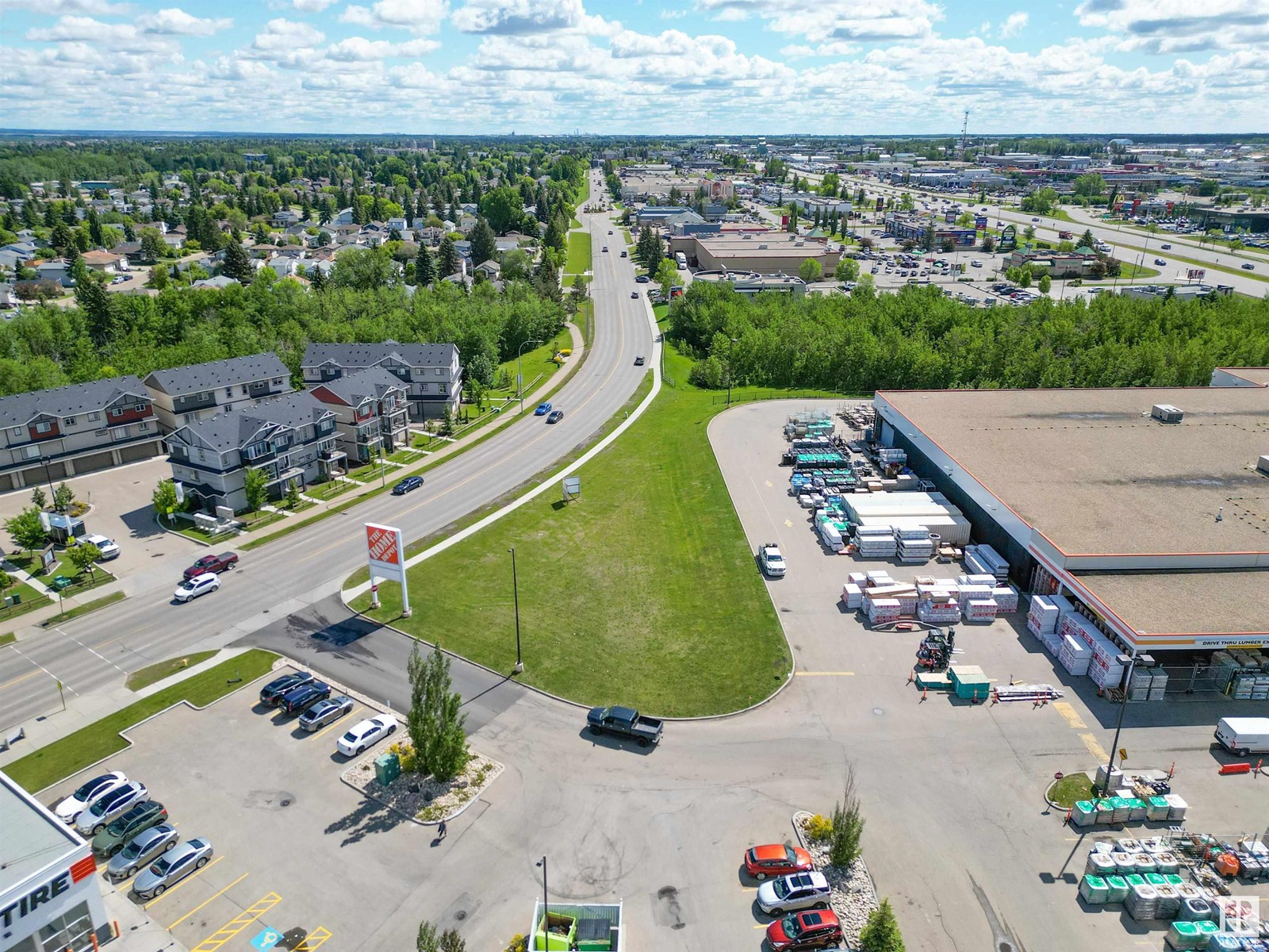 6 MCLEOD AV