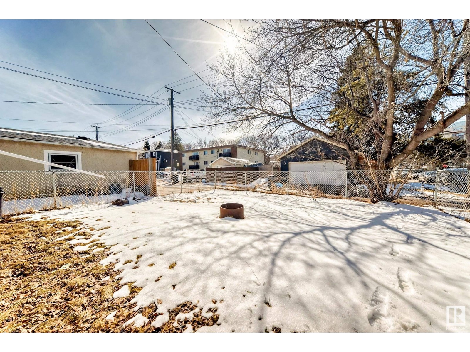 7807 108 ST NW