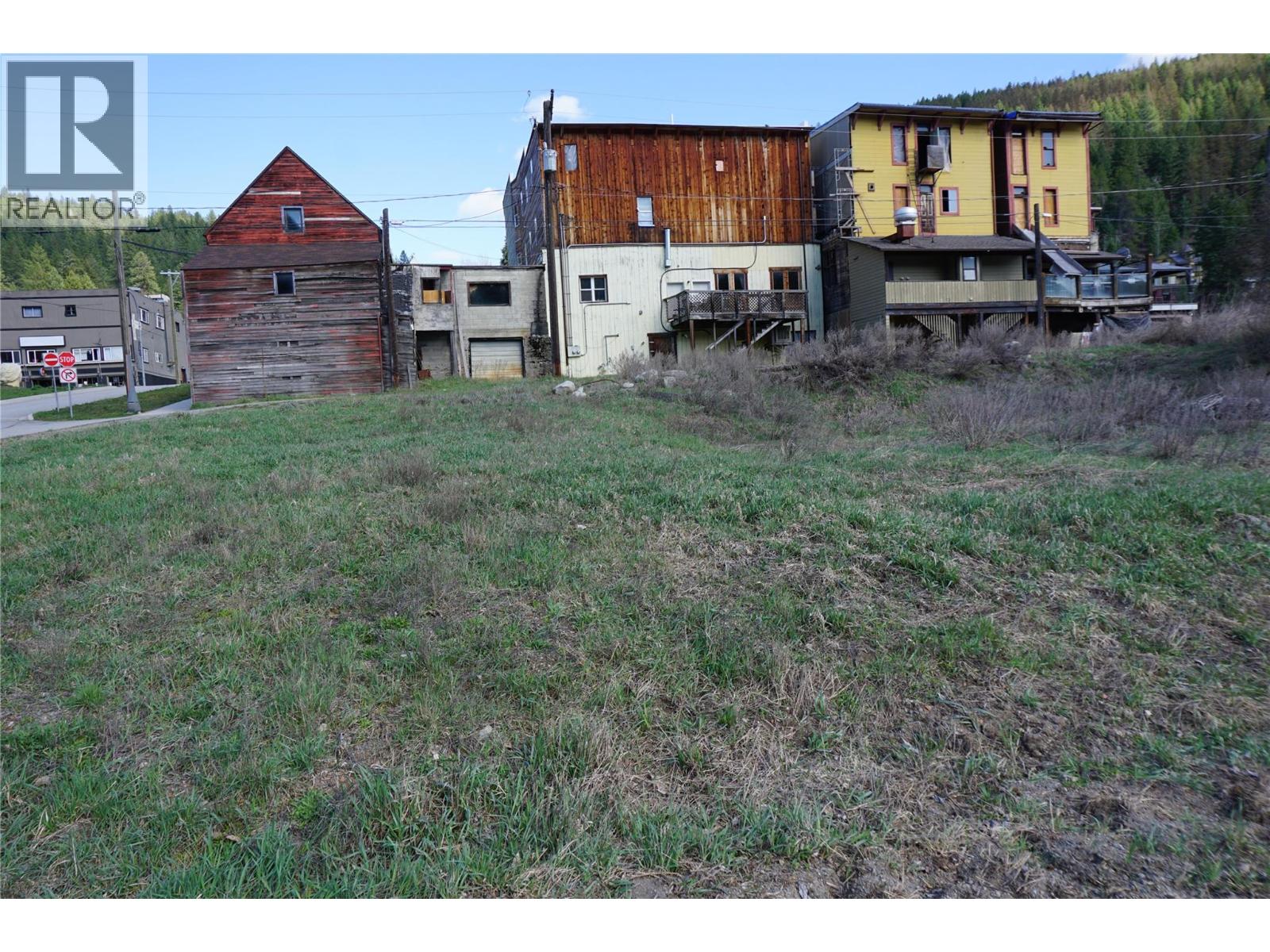 Lot 2 Silver  S Avenue