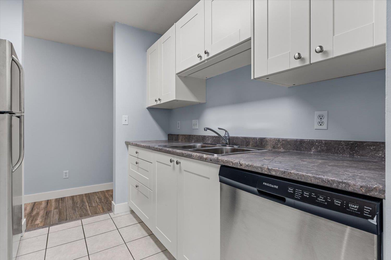 210 45222 WATSON ROAD|Garrison Crossing