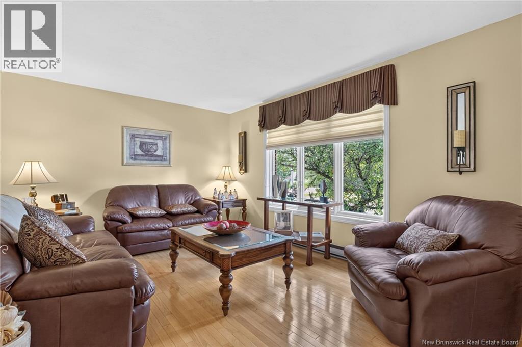 343 Glencairn Drive