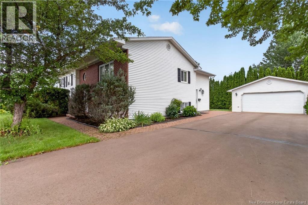 343 Glencairn Drive