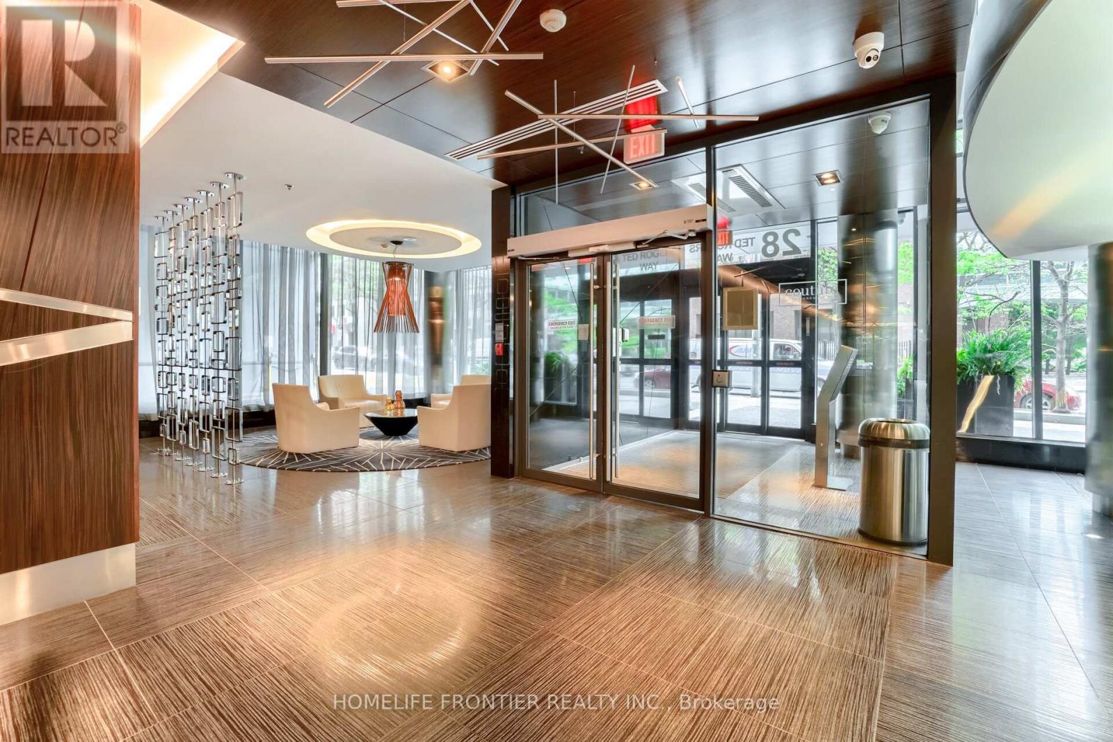 1506 - 28 TED ROGERS WAY