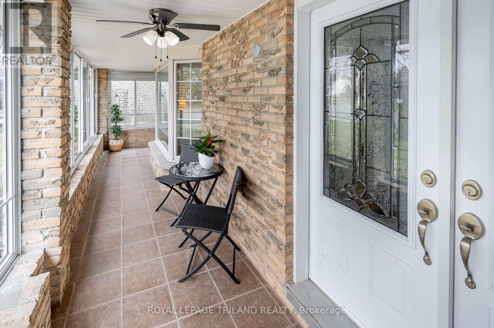 392 VILLAGE GREEN AVENUE