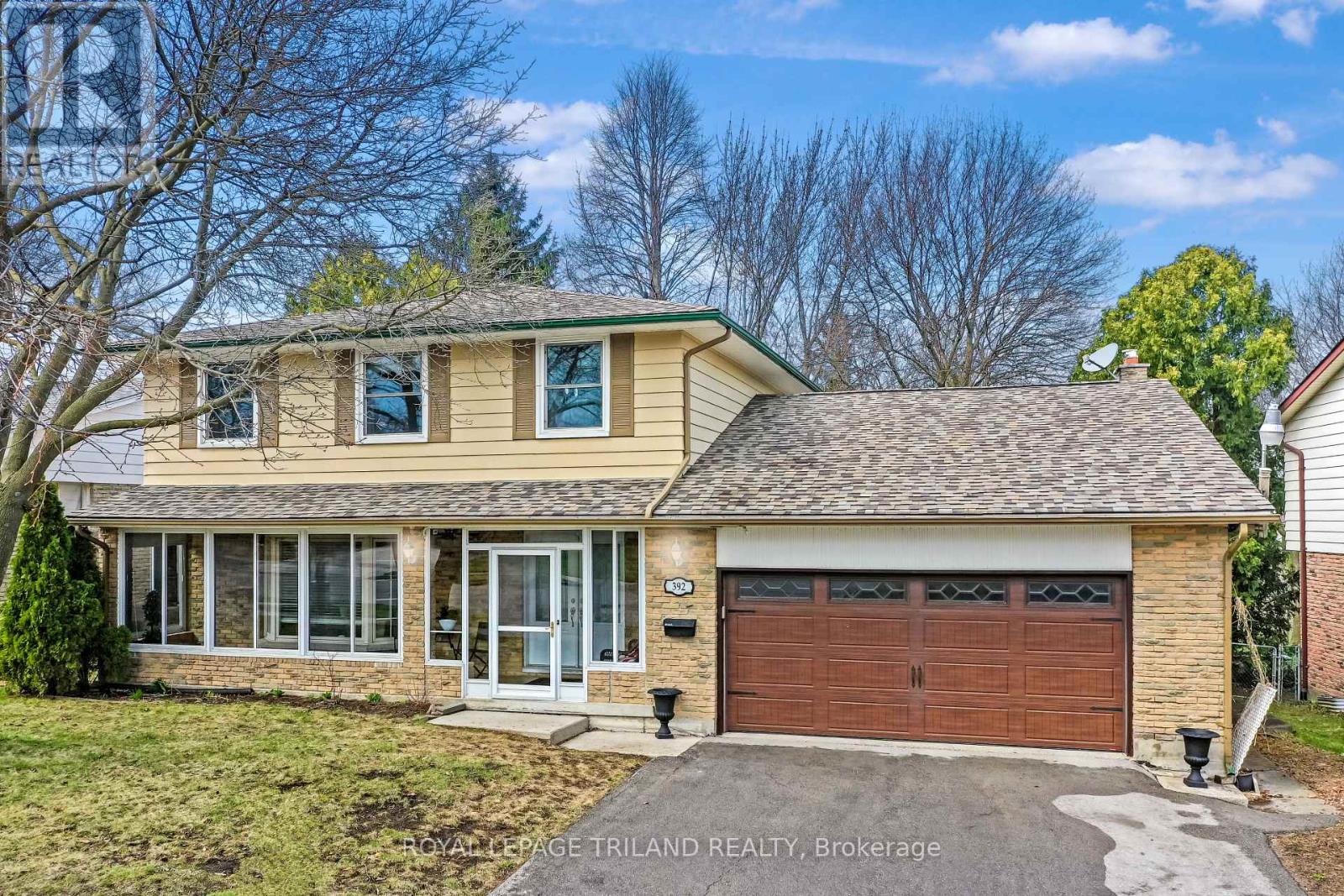 392 VILLAGE GREEN AVENUE