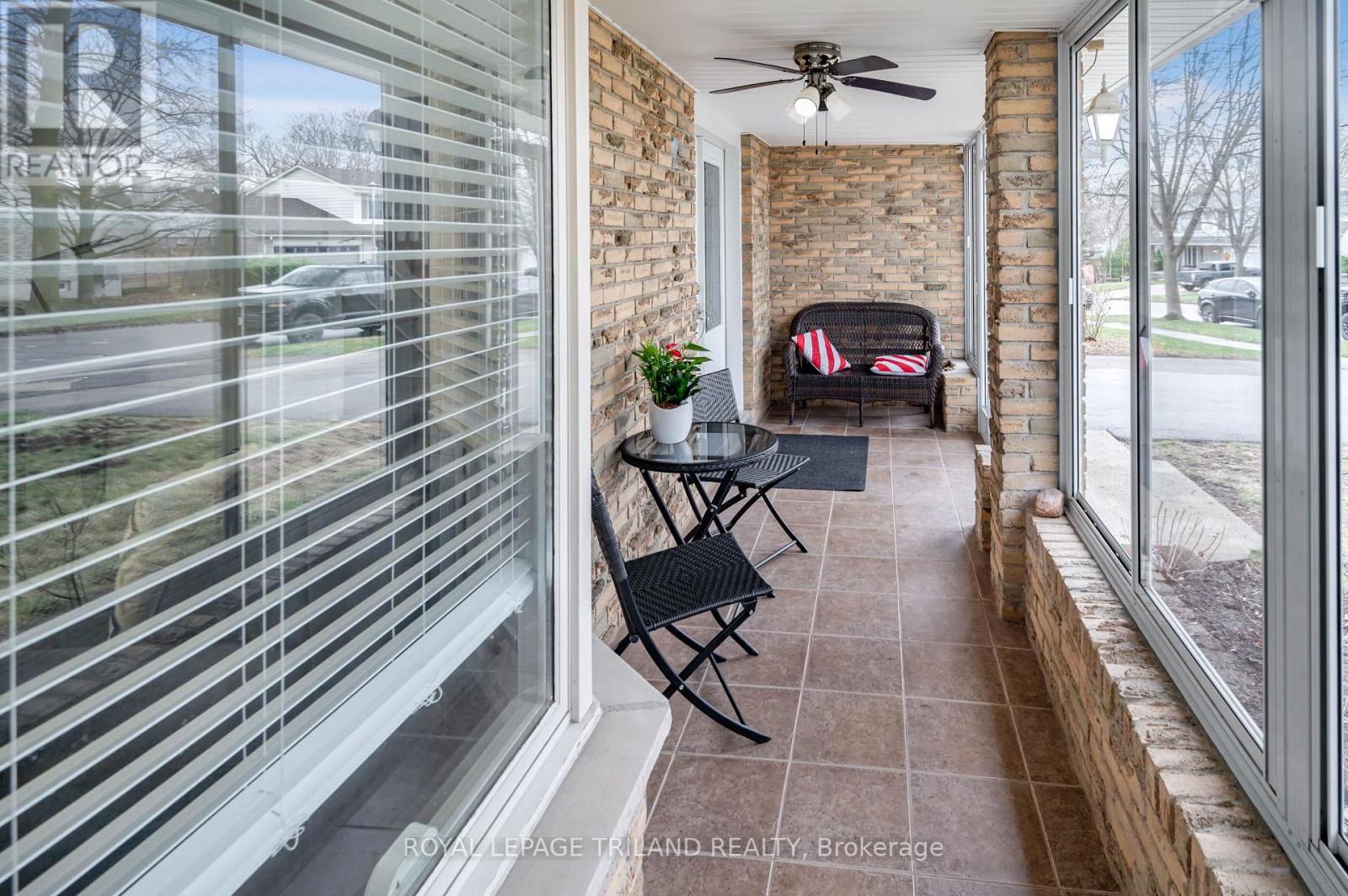 392 VILLAGE GREEN AVENUE