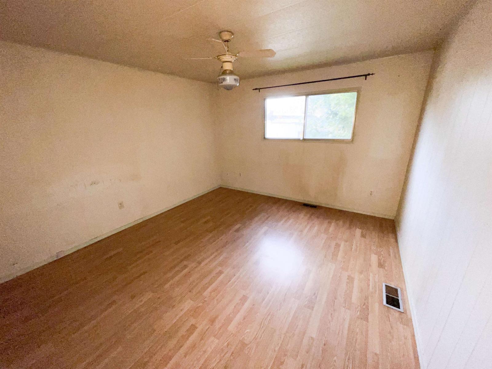 53 7790 KING GEORGE BOULEVARD