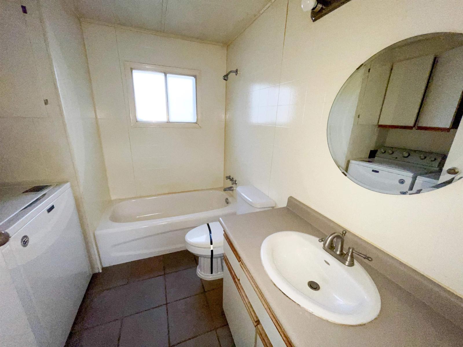 53 7790 KING GEORGE BOULEVARD