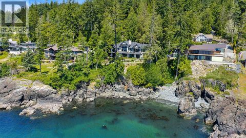2476 Lighthouse Point Rd Sooke BC V9Z1G7