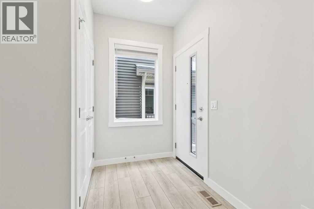 592 Creekmill Court SW