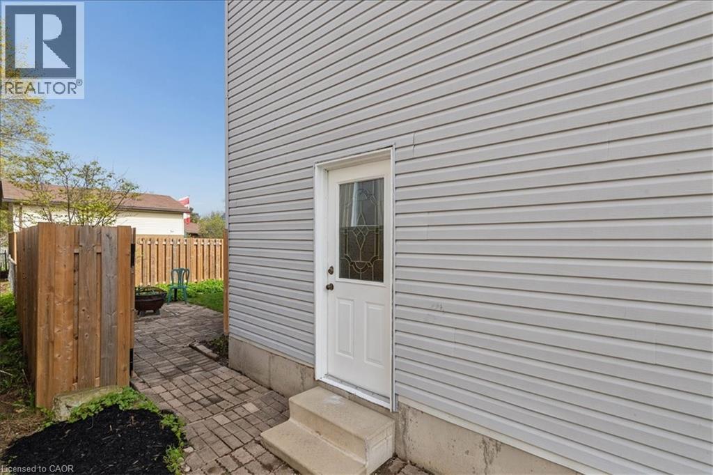 116 EMMA Street